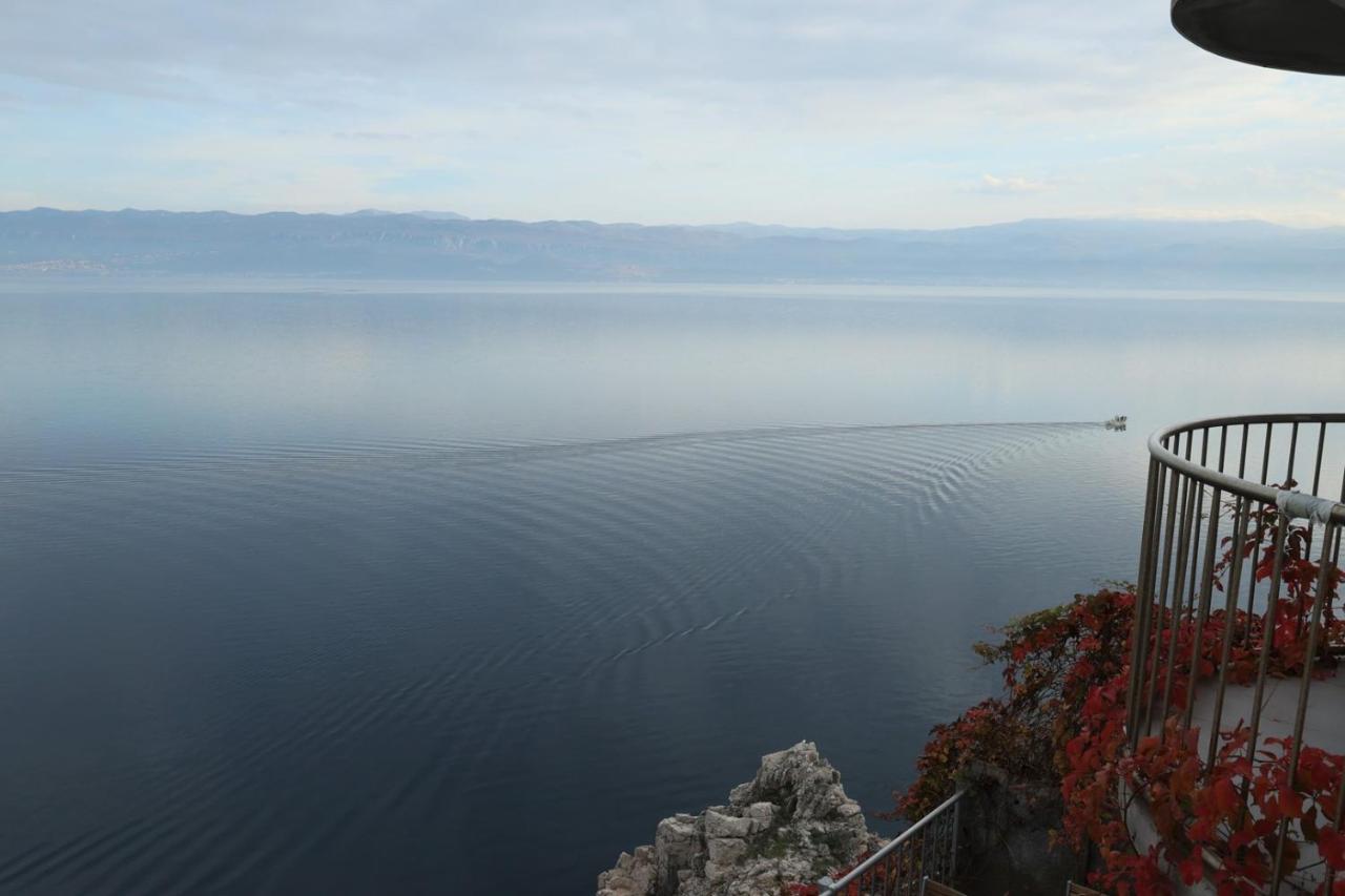 Vila Verbana Apartments Vrbnik Kültér fotó